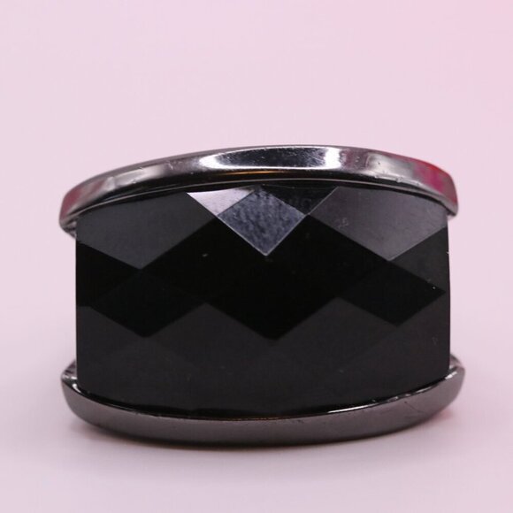 Size 8 Hematite and Multifaceted black stone ring - Picture 2 of 7